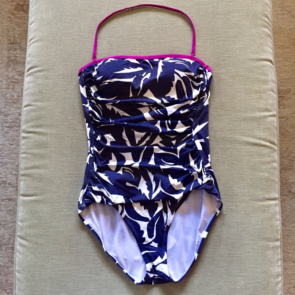 Tommy Bahama Del Cruise One Piece Swimsuit